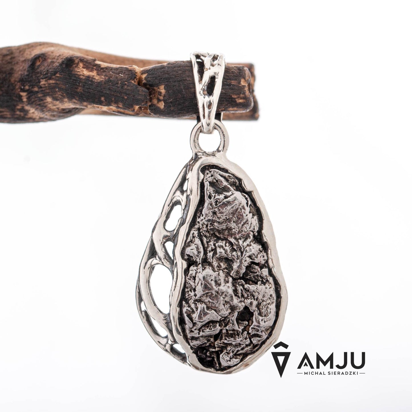 Campo del Cielo meteorite, pendant