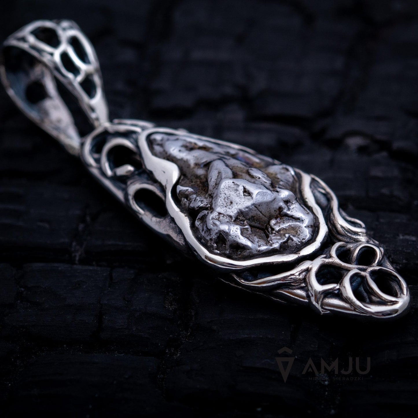 Campo del Cielo meteorite, pendant