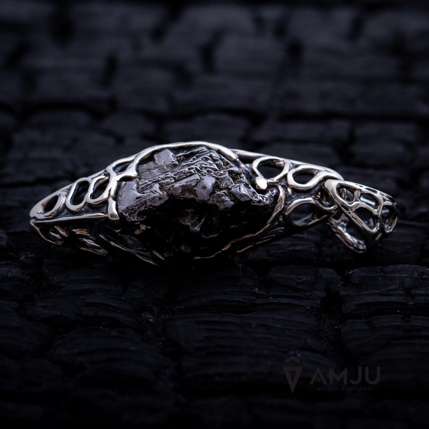 Campo del Cielo meteorite, pendant