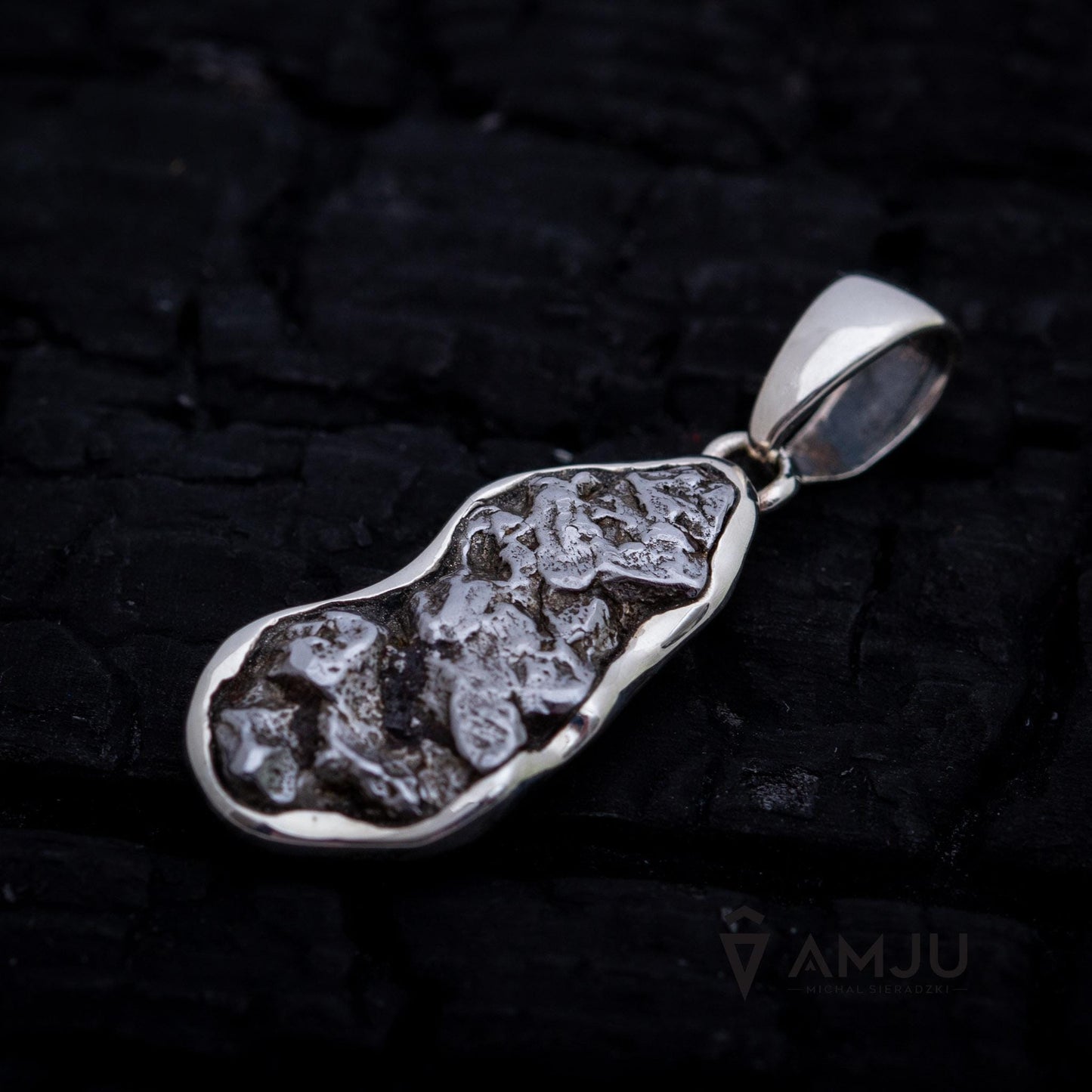 Campo del Cielo meteorite, pendant