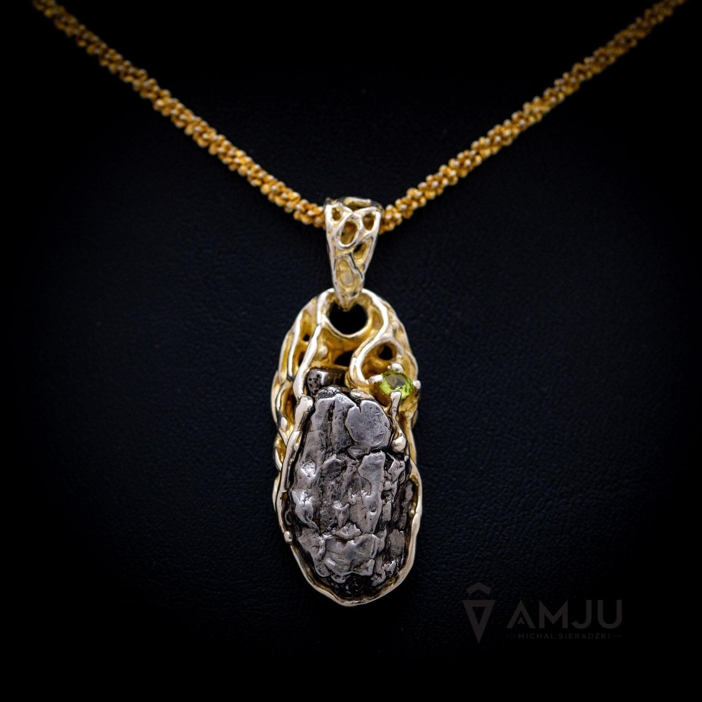 Campo del Cielo meteorite, pendant