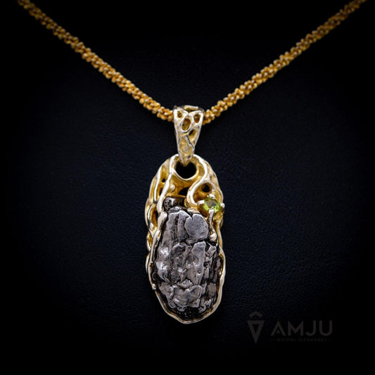 Campo del Cielo meteorite, pendant