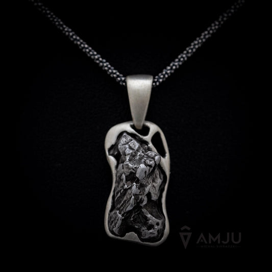 Campo del Cielo meteorite, pendant
