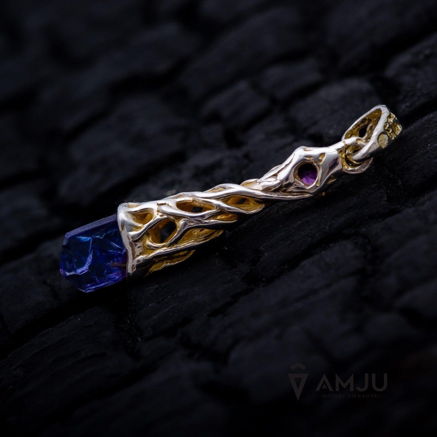 Raw Tanzanite crystal with Amethyste, pendant