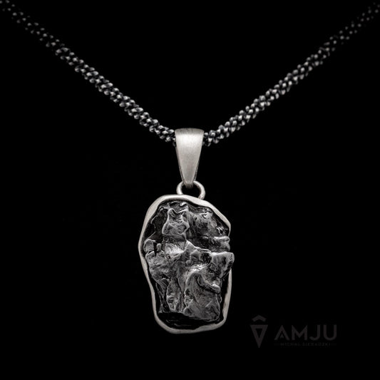 Campo del Cielo meteorite, pendant