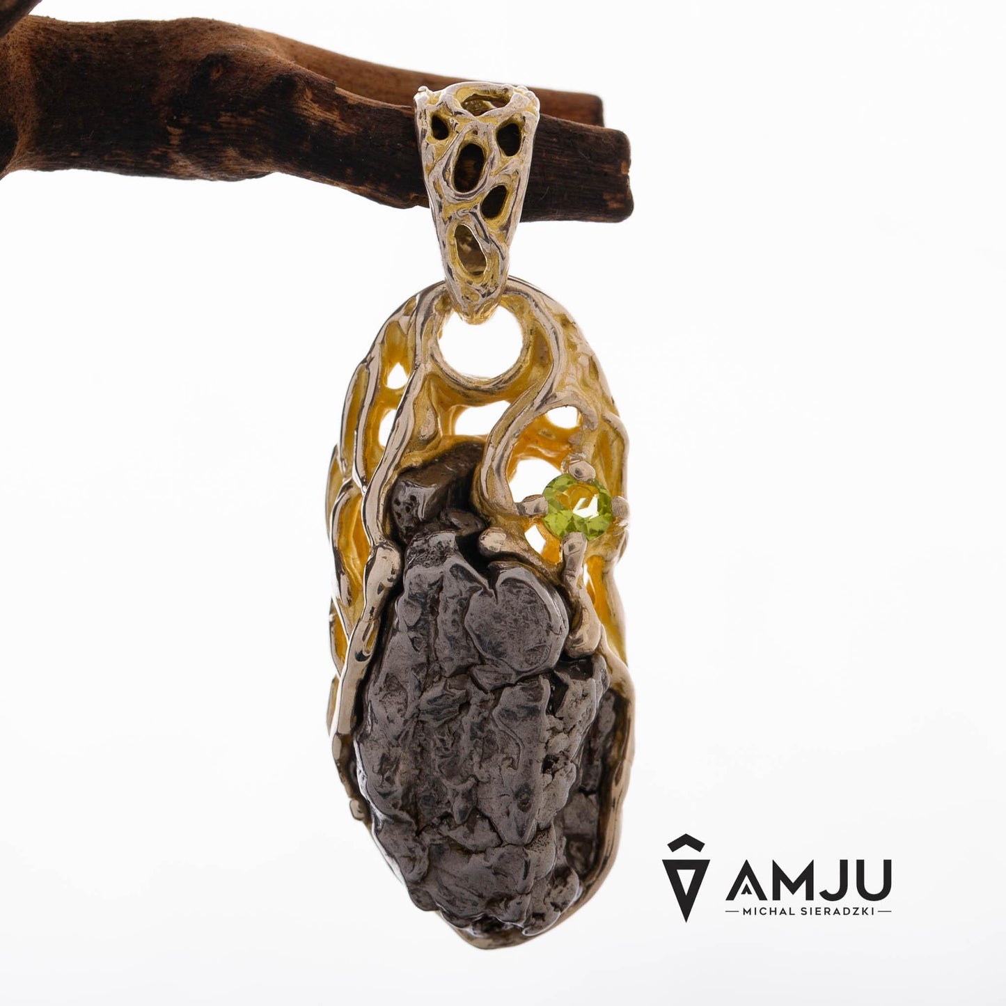 Campo del Cielo meteorite, pendant