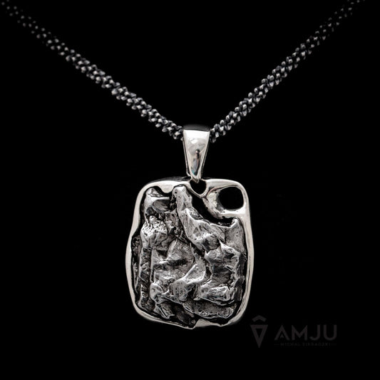 Campo del Cielo meteorite, pendant