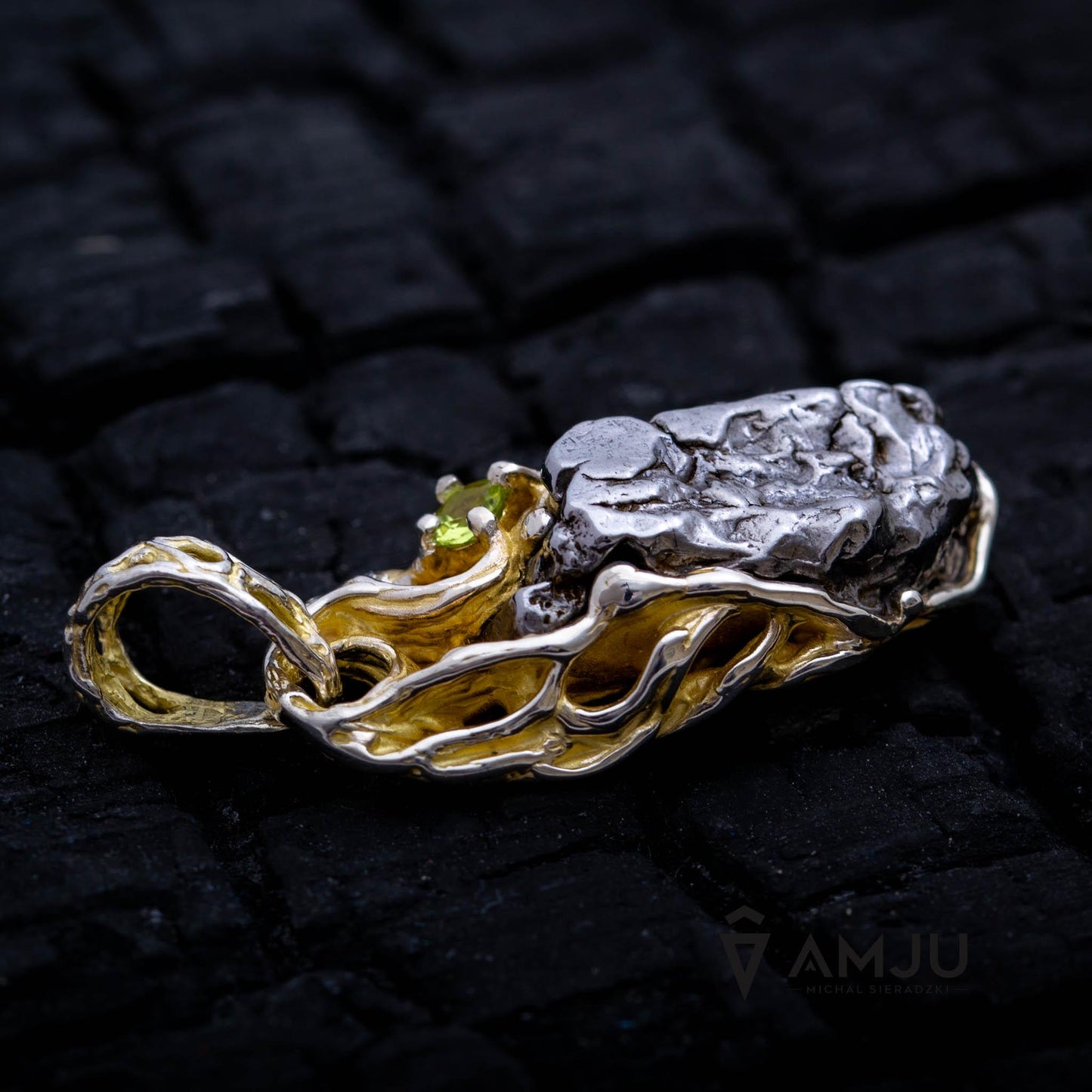 Campo del Cielo meteorite, pendant