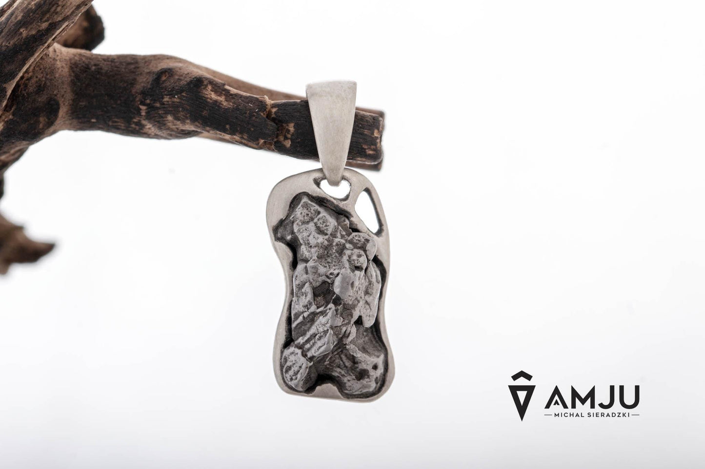 Campo del Cielo meteorite, pendant