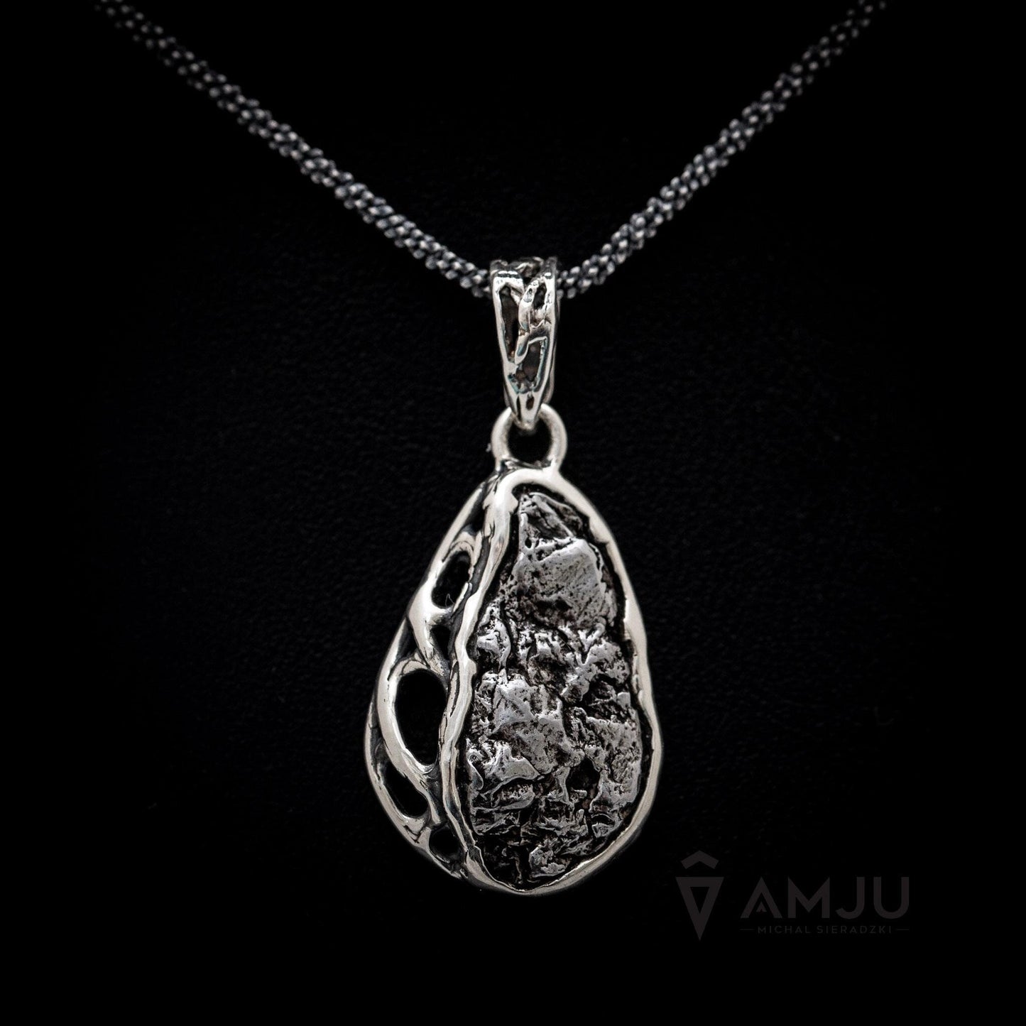 Campo del Cielo meteorite, pendant