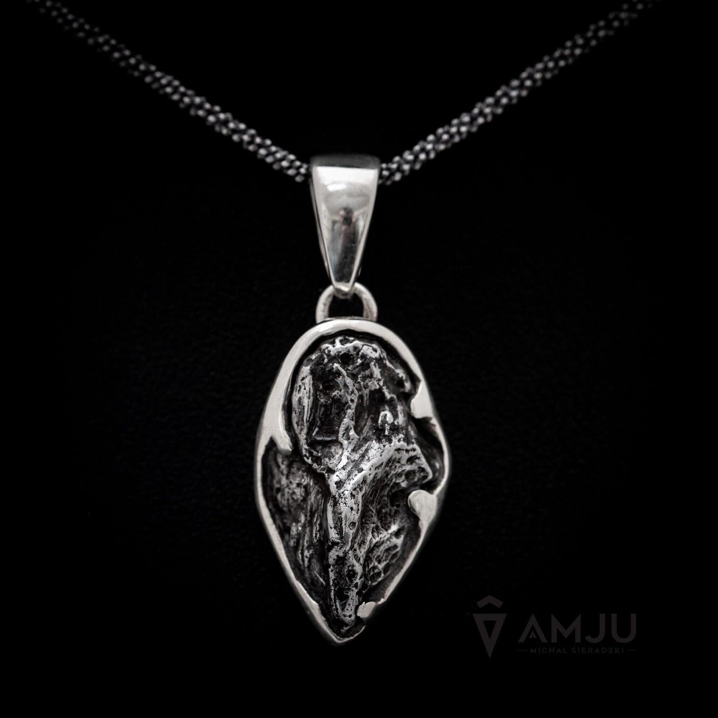 Campo del Cielo meteorite, pendant