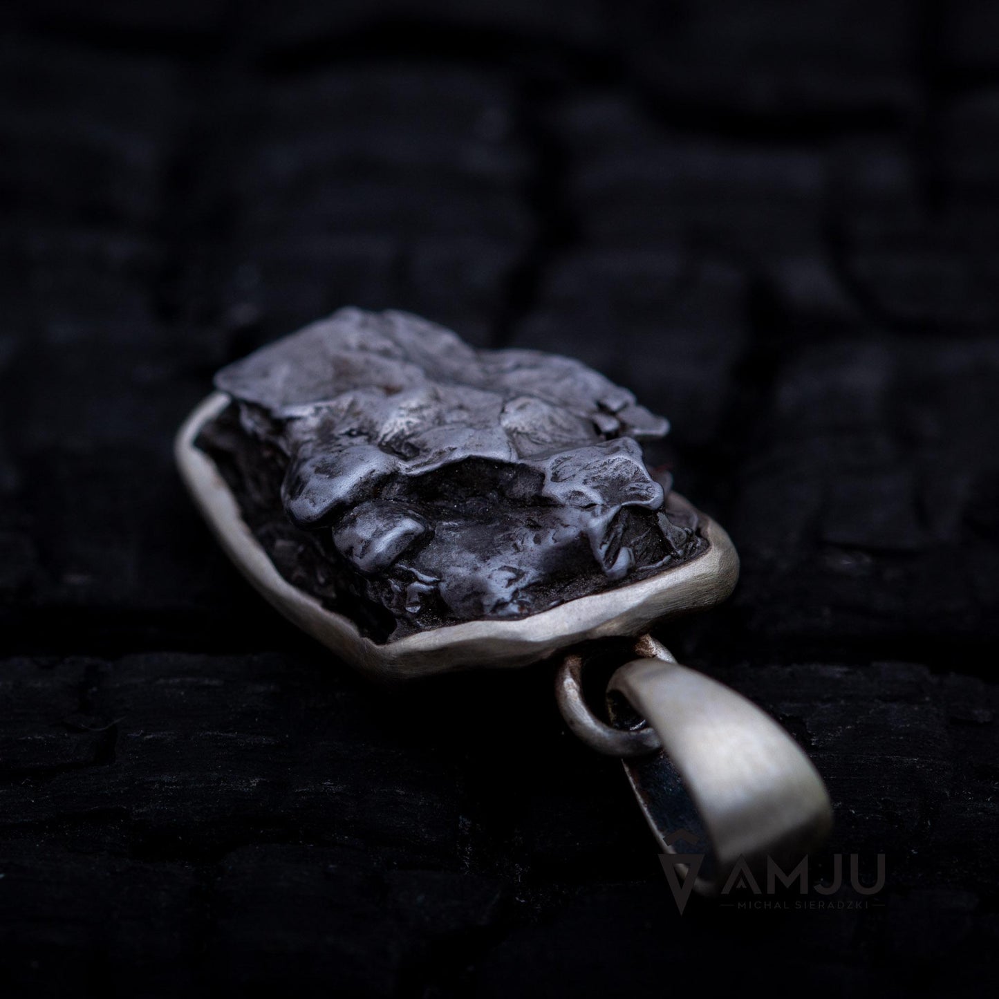 Campo del Cielo meteorite, pendant
