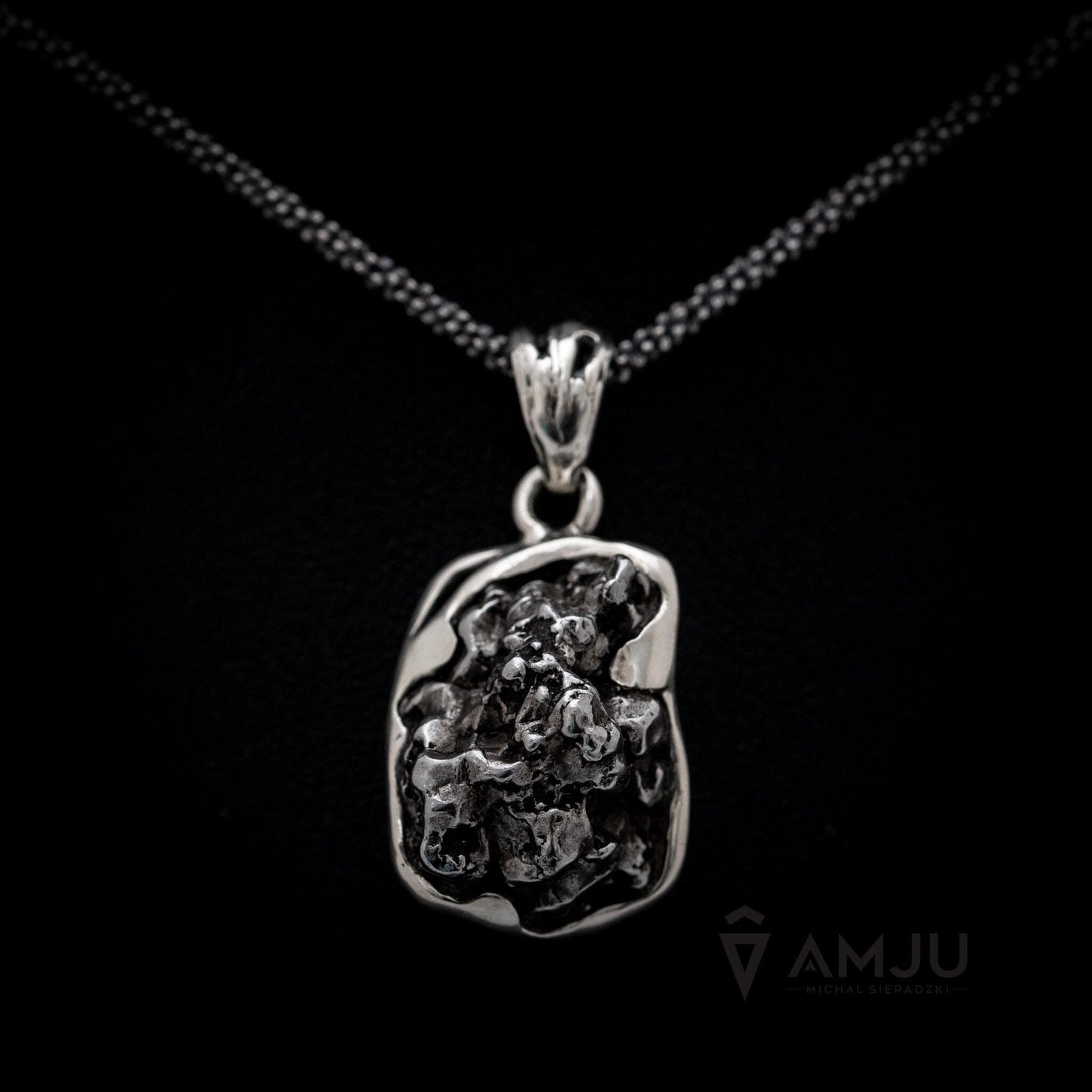 Campo del Cielo meteorite, pendant