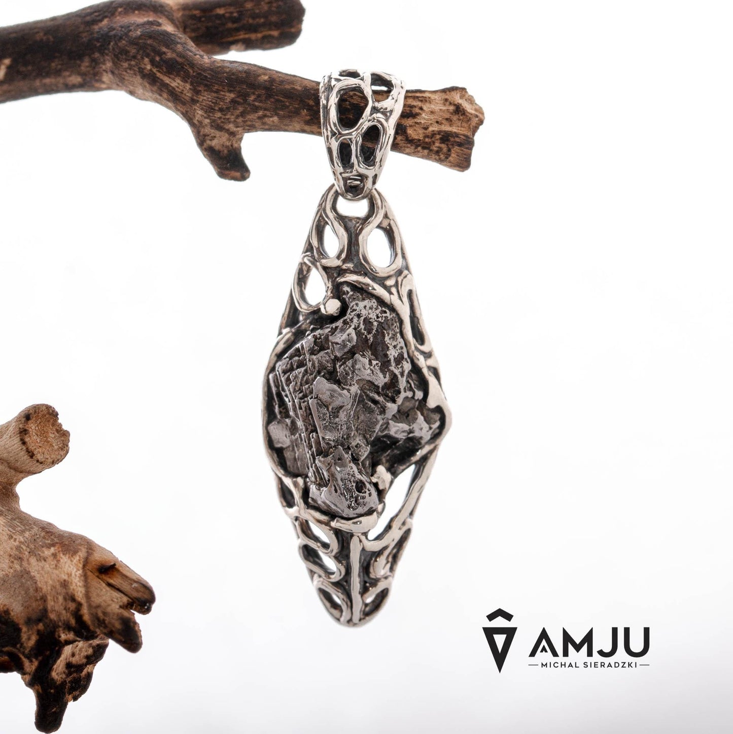 Campo del Cielo meteorite, pendant